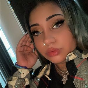 Meet your Posher, Erica